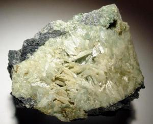 Jadeite - Wiki Commons